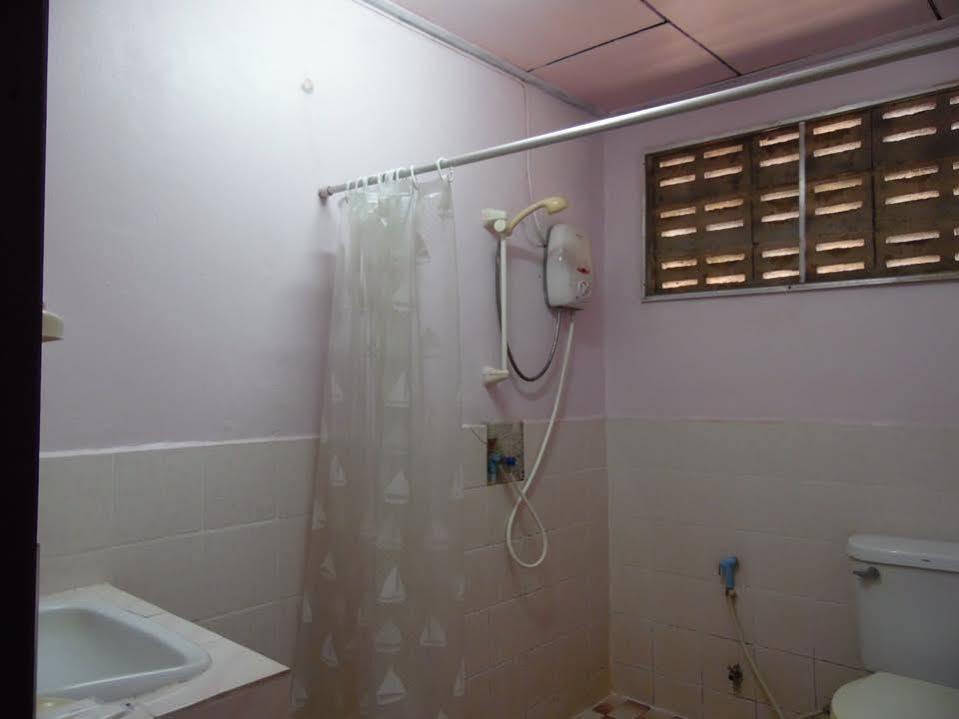 Thaveesinh Hotel Ban Houayxay Exterior photo